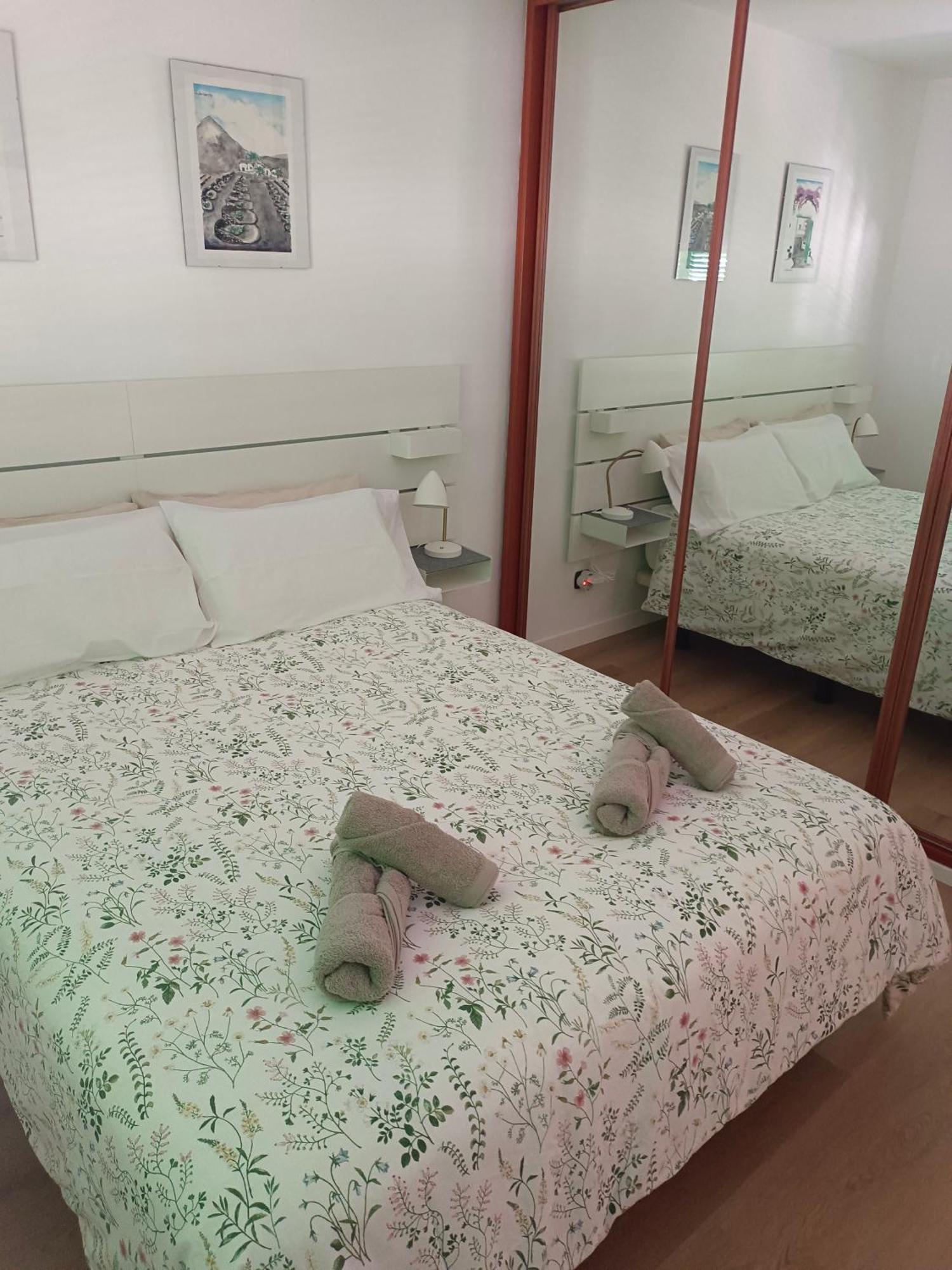 Casa Valentina Apartment Tias Luaran gambar