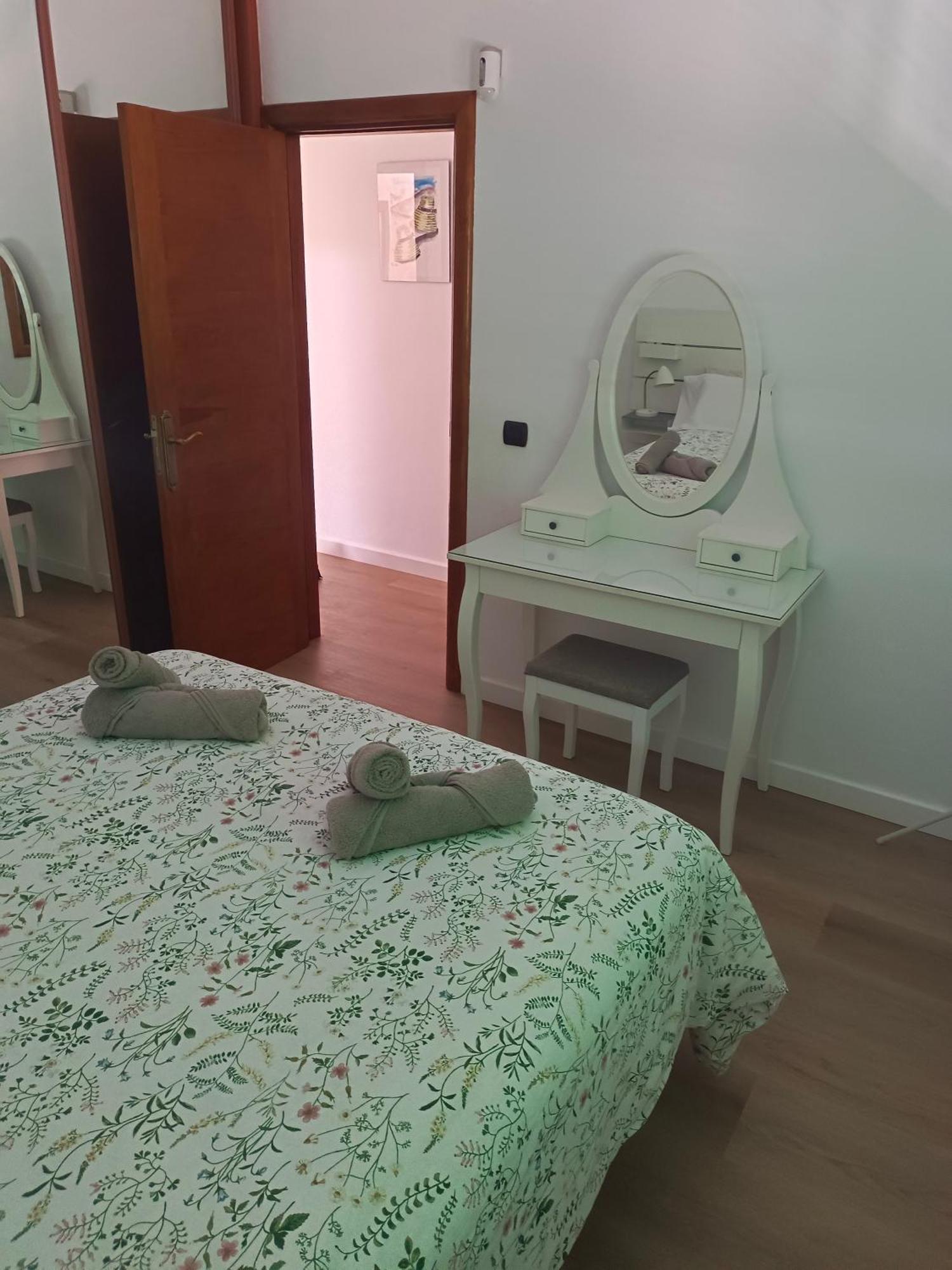 Casa Valentina Apartment Tias Luaran gambar